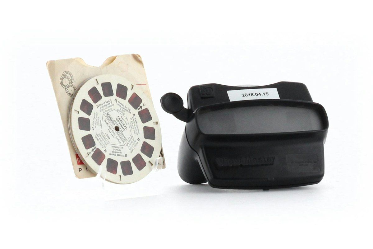Photograph of Viewmaster googles and reel